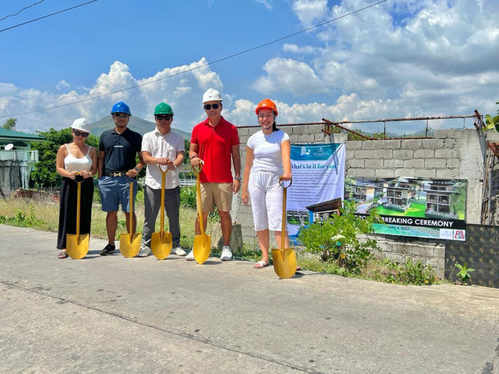 GROUNDBREAKING OF WAIKOLOA VILLAS